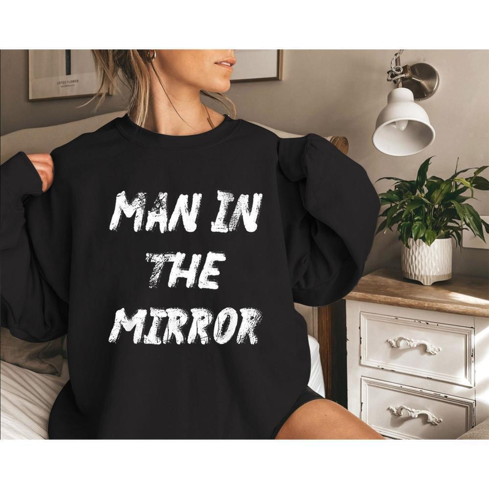 Christian Pulisic Man In The Mirror Quote Soccer Fan Unisex Sweatshirt
